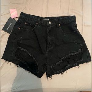 ✨PLT Distressed Jean Shorts🖤